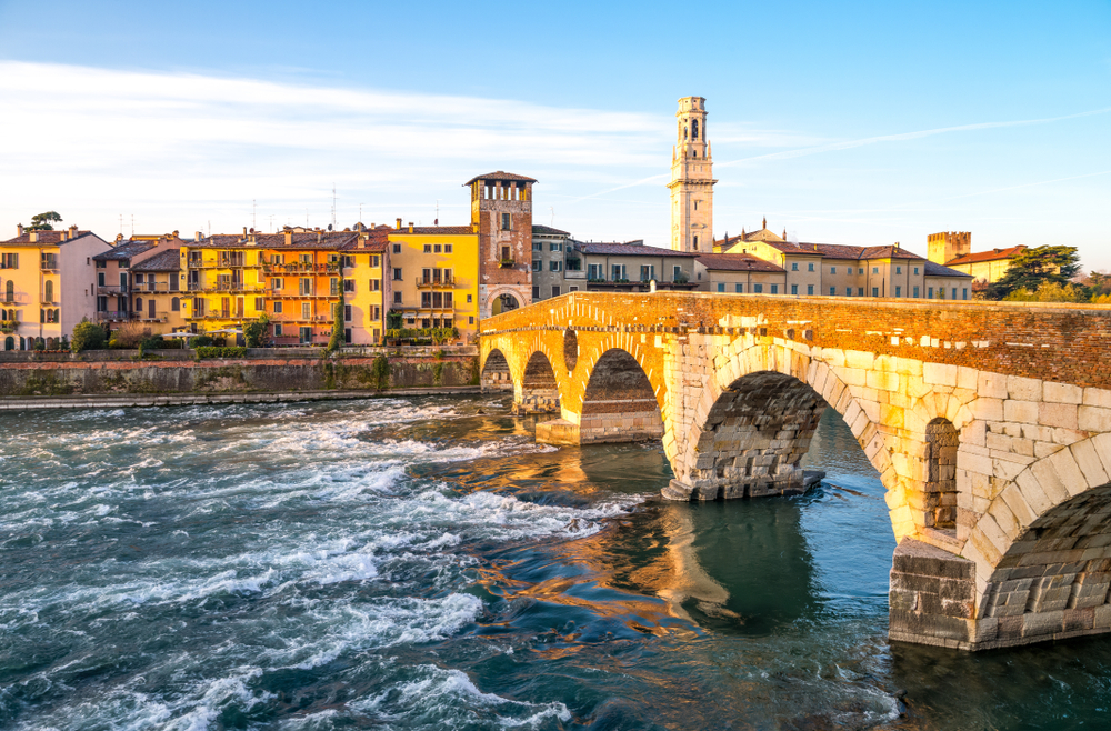 Most Ponte Pietra, Verona