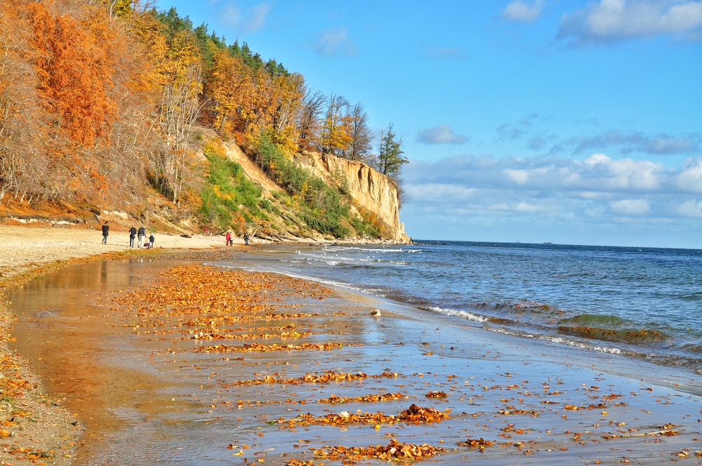 Teplota moře v Polsku – nejlepší období ke koupání 5 Pláž v Polsku na podzim