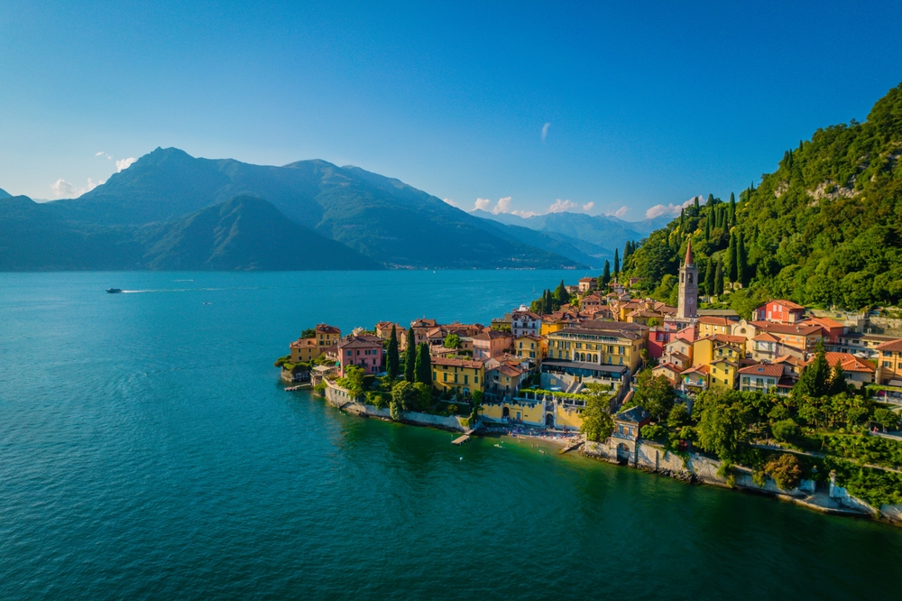město Varenna, Lago di Como