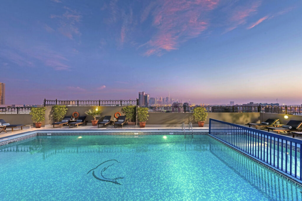 hotel-spojené-arabské-emiráty-Savoy-Central