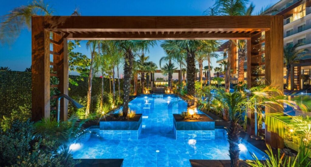 Kypr Amanti MadeForTwo Hotels