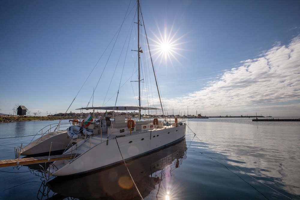 plavba katamaránem v Bulharsku