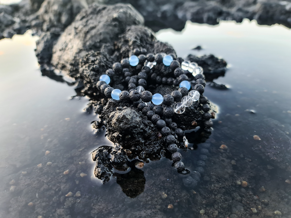 Suvenýry z Tenerife – co koupit během dovolené na Kanárských ostrovech 3 šperk z vulkanických kamenů z Tenerife jako suvenýr