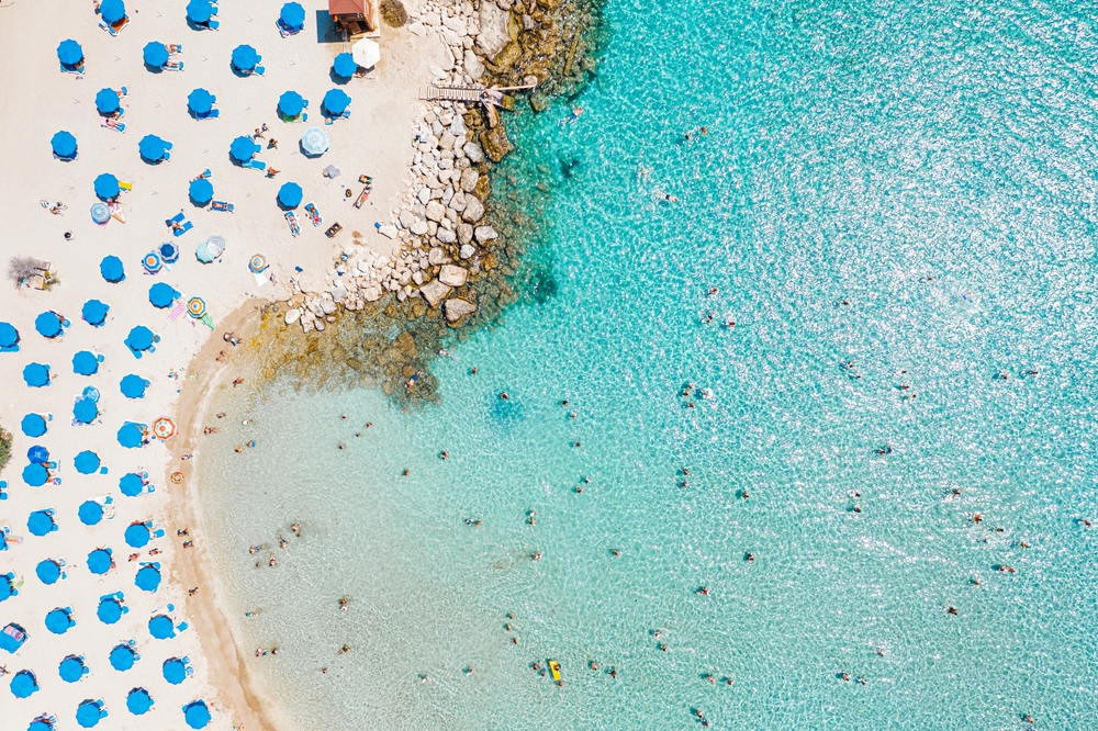 TOP 10 nejkrásnějších pláží na Kypru 5 Pláž Konnos Kypr