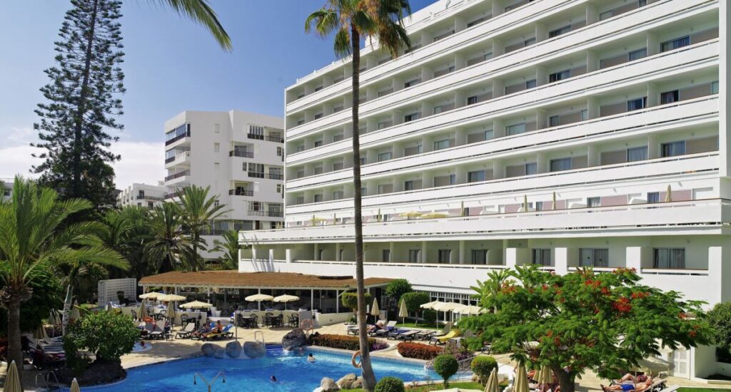 Hotel H10 Big Sur s bazénem a palmami na Tenerife