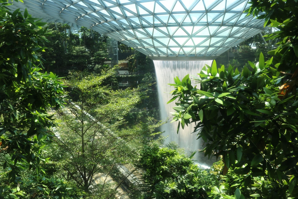 Zajímavosti a tipy, co vidět v Singapuru 2 Jewel area, Terminal 1, Changi airport, Singapur