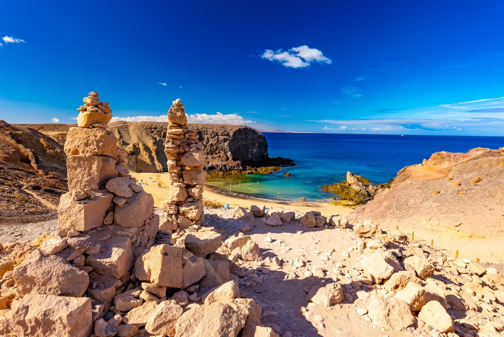 Playa Blanca – co vidět na jihu Lanzarote? 8 Pláž Playa de Papagayo, Lanzarote