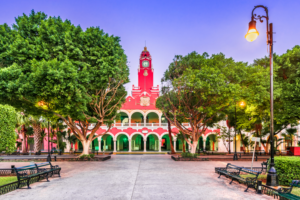 Co vidět v Mexiku? Podívejte se na 12 nejlepších míst a zajímavostí 16 Merida, Mexiko – Plaza Grande, centrum španělského koloniálního města na Yucatánu